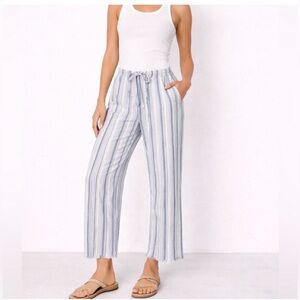 Nic & Zoe Linen Cotton Blue Striped Ankle Pant. Frayed Hem size 8